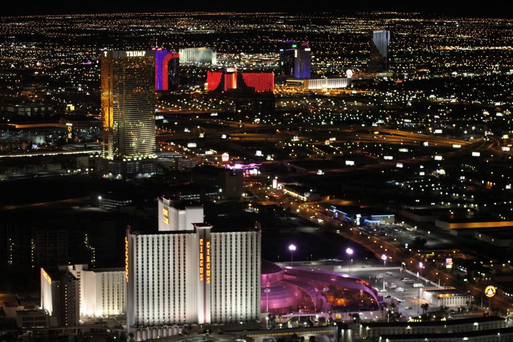 IMAGE: http://i772.photobucket.com/albums/yy10/motohawk/VEGAS2-16-107D042.jpg