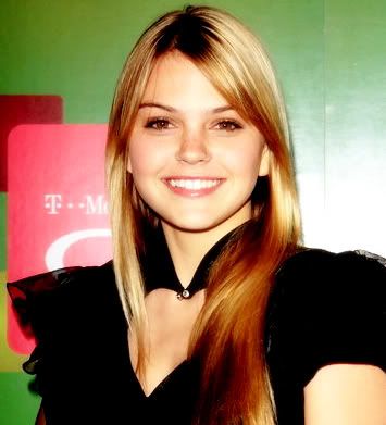 Aimee Teegarden on Aimee Teegarden Graphics Code   Aimee Teegarden Comments   Pictures