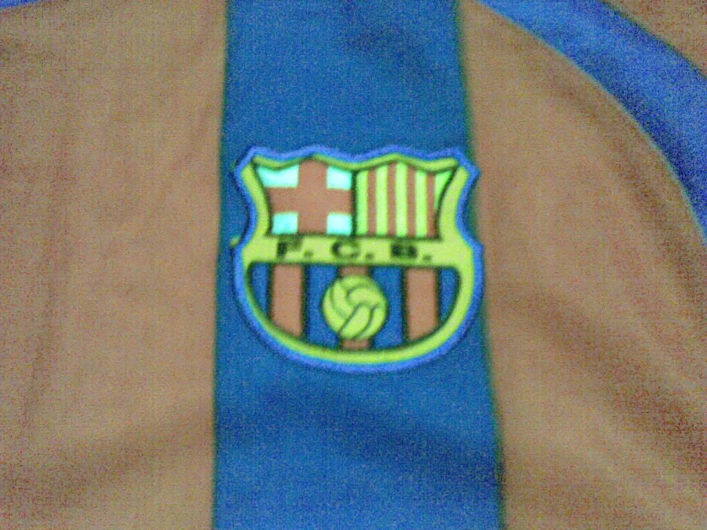 barcelona-kit-2004-2005-02.jpg