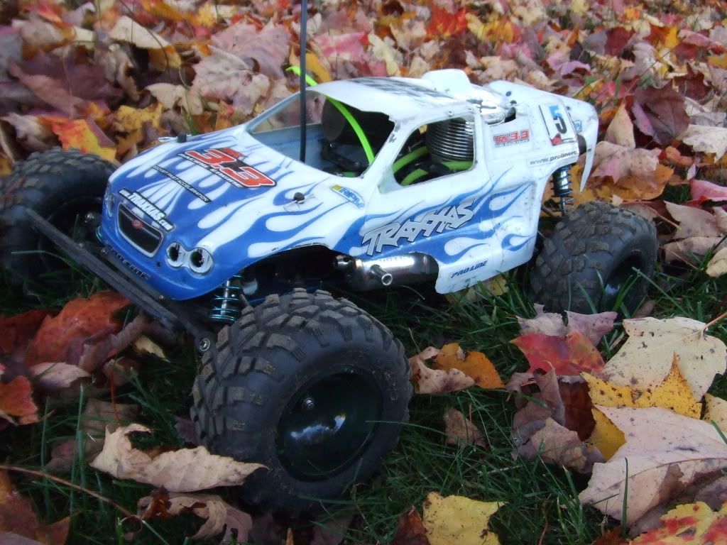 traxxas rustler 3.3 nitro